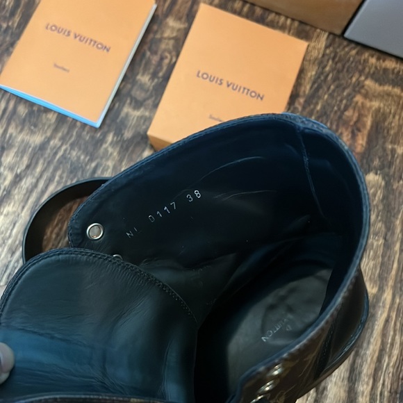 LV Wonderland Flat Ranger Boots Monogram Carvas Calf leather size 38 - Picture 14 of 16